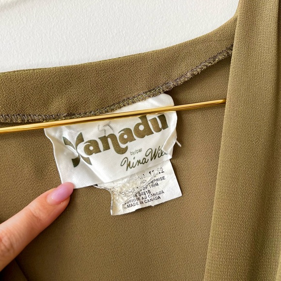 Vintage Midi Olive Green Puff Sleeve Dress, Made in Canada - Picture 4 of 4